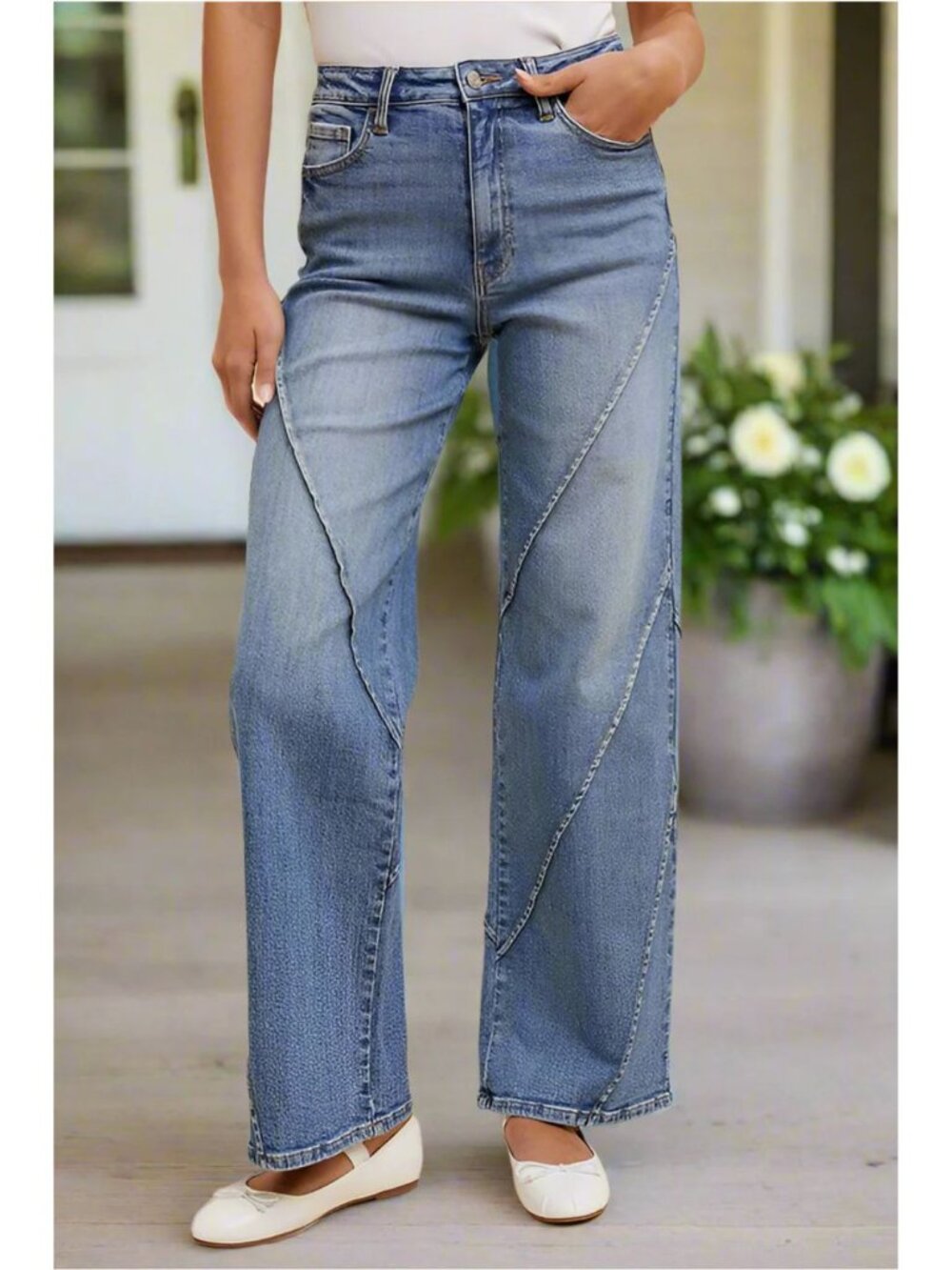 ANNIEWEAR "Decorative Seams" Wide Leg Hi-Rise Distressed Med. Wash Jeans Women L